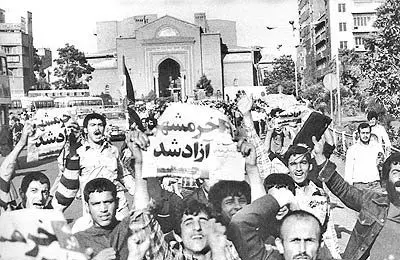 خبر آزادی خرمشهر را چه کسی اعلام کرد؟+عکس