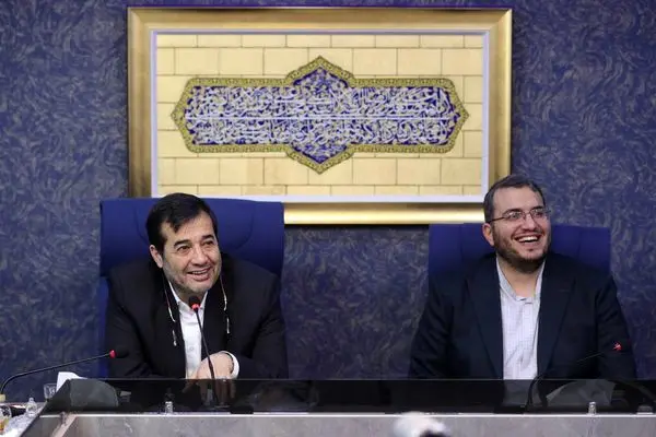 نشست مشترک وزارت ورزش و حوزه هنری انقلاب اسلامی