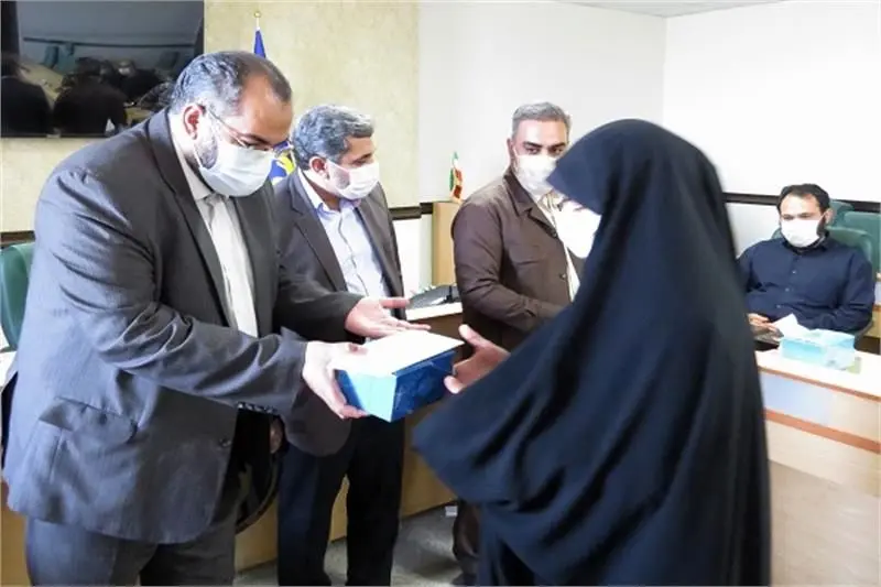 زوج‌های موفق تحت حمایت کمیته امداد قم تجلیل شدند

