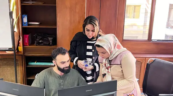 قدرت یک کل منسجم بهواسطه هوش جمعی