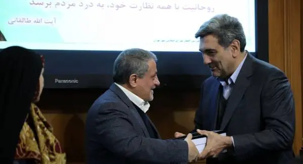 لایحه بودجه 98 شهرداری به شورای شهر ارائه شد