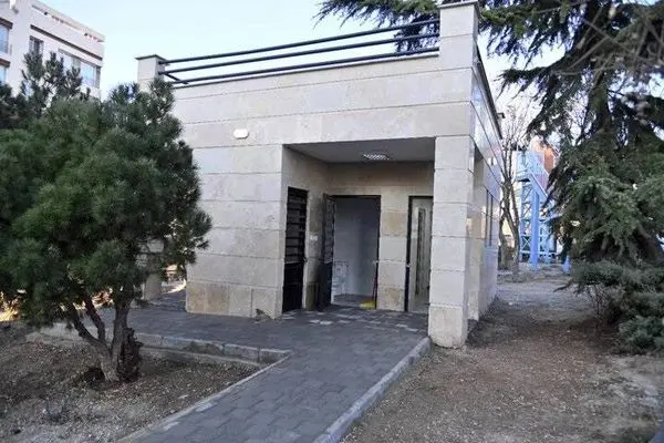 احداث و ساماندهی سرویس بهداشتی بوستان‌های منطقه ۲