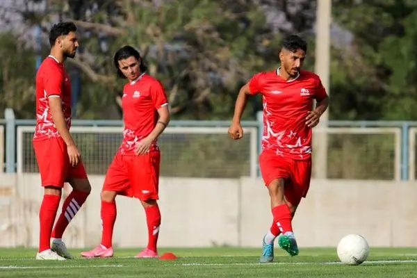 اردوی یک هفتهای تراکتور در تهران