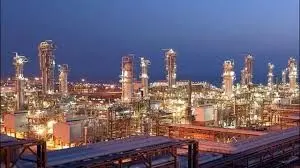 قطع خدمات بهداشت و درمان نفت به کارکنان پتروشیمیها و خانوادههای آنها در خارج از ماهشهر