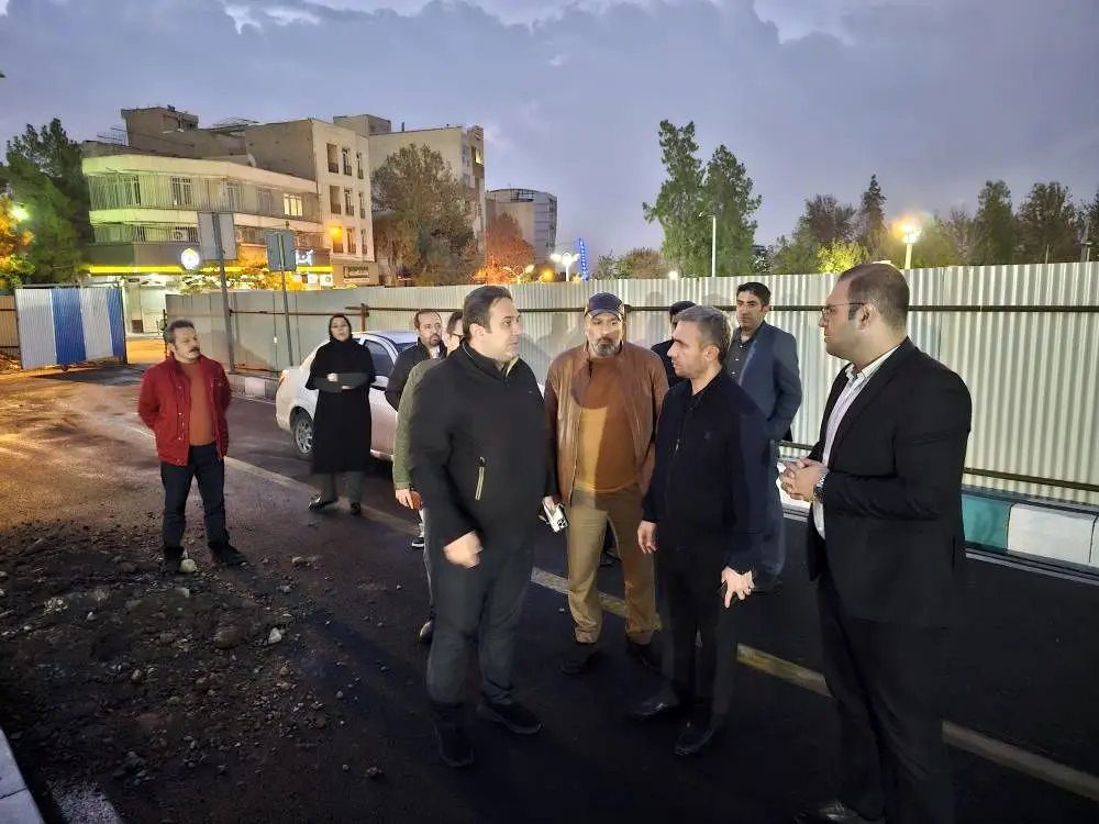 تصویب ۲۰ مصوبه کلیدی در بازدید شهردار منطقه ۵ از ناحیه یک