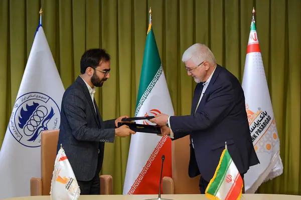 امضا تفاهمنامه همکاری میان بانک پاسارگاد و باشگاه دانشپژوهان جوان