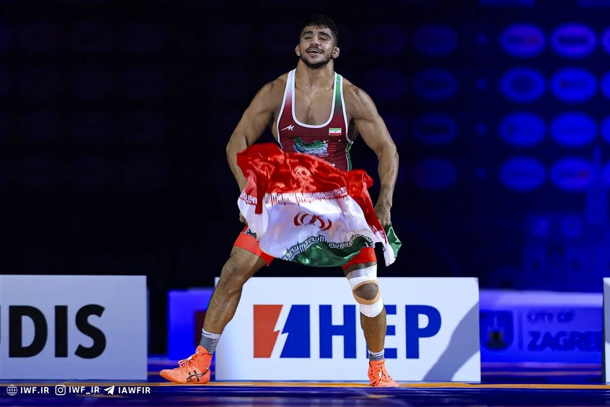 غلامرضا فرخی پدیده سال کشتی فرنگی جهان شد