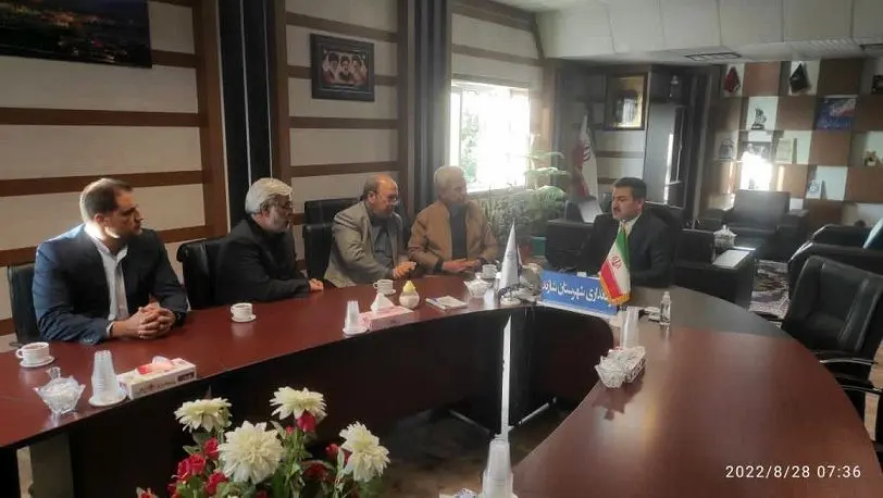 دیدارمدیرعامل شرکت آب و فاضلاب استان مرکزی با فرماندار شازند