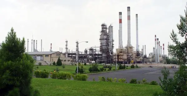 بارگیری کاتالیست های HTSC در رآکتور واحدهای تولید هیدروژن پالایشگاه اصفهان