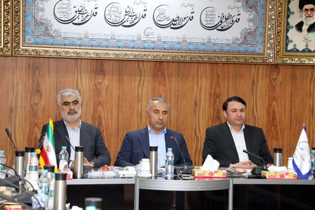 بازدید مدیران بانک سپه کشور و هلدینگ خلیج فارس از پتروشیمی بندرامام