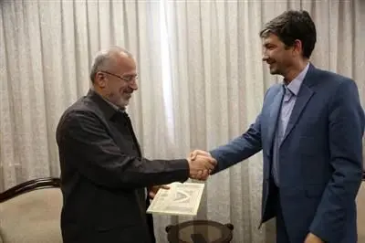 استاندارقم دومین سفیر قرض الحسنه کشور شد