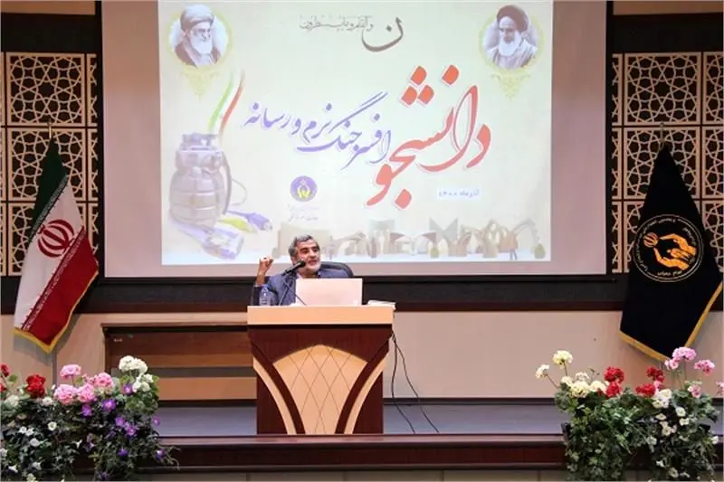 حامی ازدواج و اشتغال دانشجویان هستیم