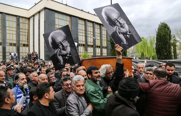 حضور هنرمندان در مراسم  تشییع جمشید مشایخی