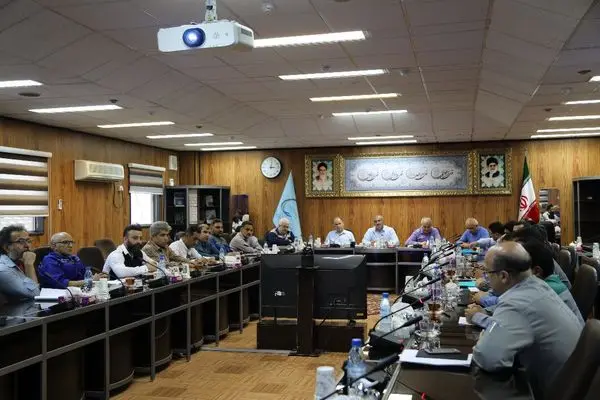 منتخبین کارگری و مدیران باید تعامل حداکثری داشته باشند

