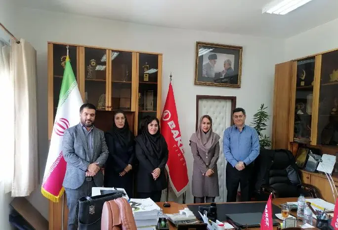 برگزاری نشست همکاری فروشگاه‌های زنجیره‌ای رفاه استان کرمان و گروه صنعتی بارز

