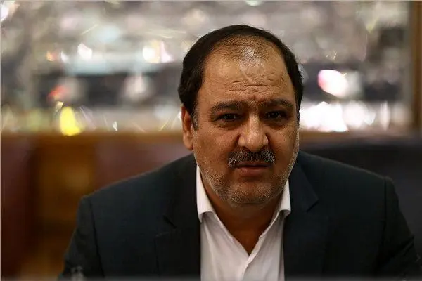 
توضیح رنجبرزاده درباره اشتباه در تلفظ «لوور»
