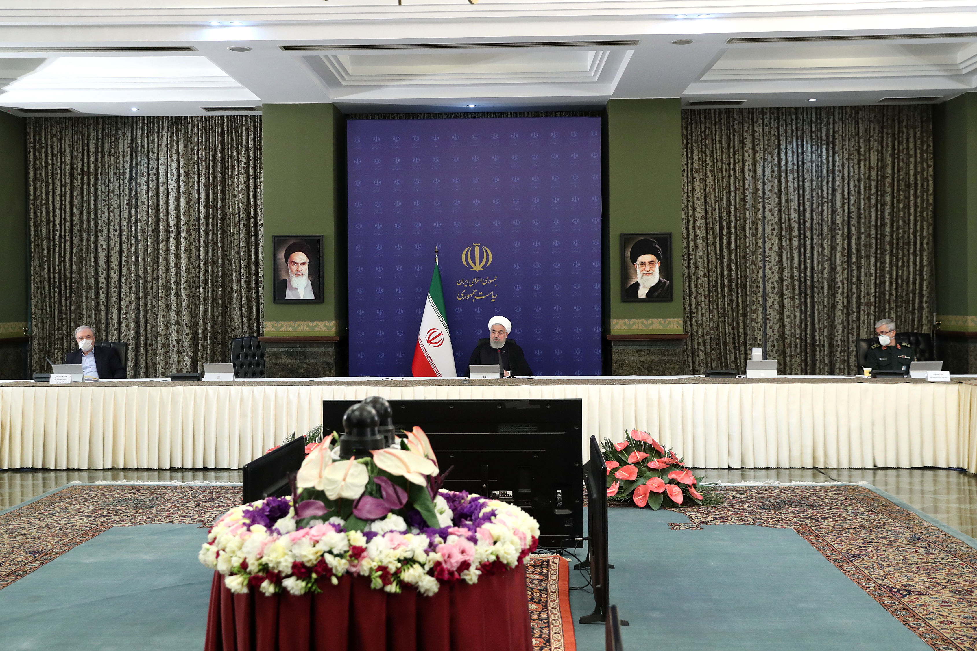 آغاز فعالیت کسب و کارهای کم خطر از ۲۳ فروردین
