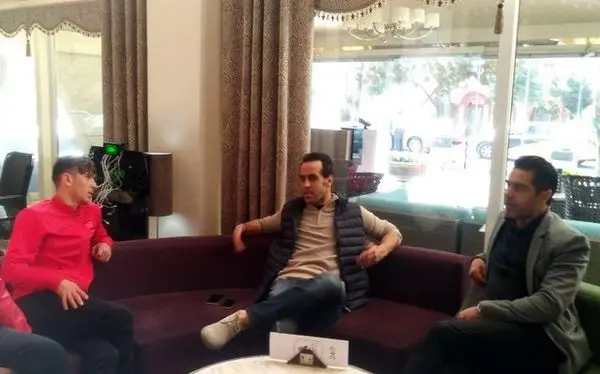 علی کریمی در اردوی
پرسپولیس
حاضر شد