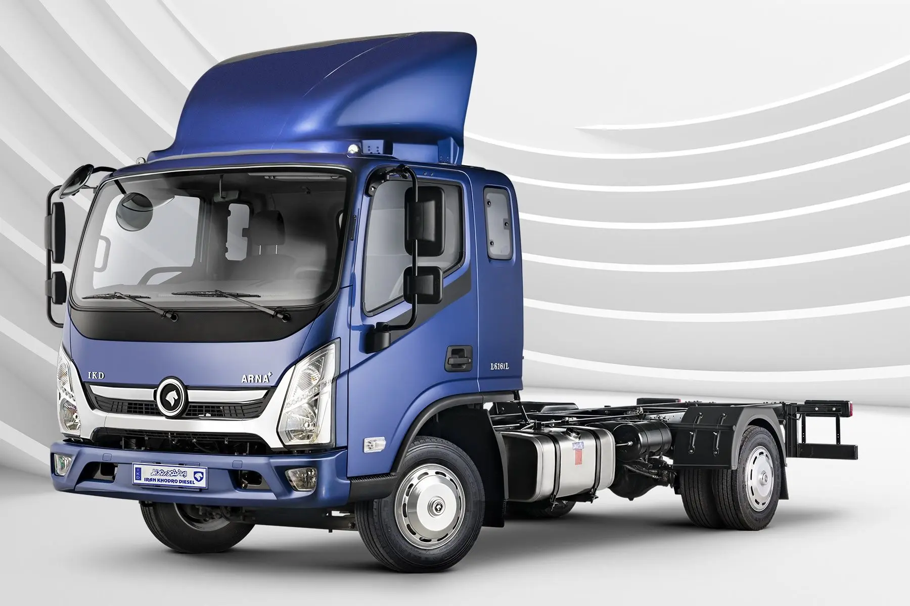 اولین عرضه کامیونت باری جدید آرناپلاس شش تن

