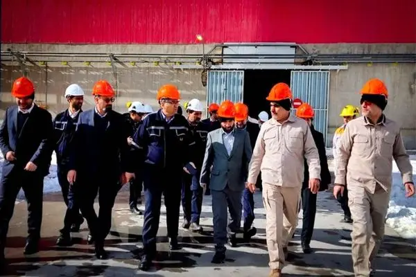 پیگیری توسعه پتروشیمی "پتروآرمند" در سردترین روزهای سال