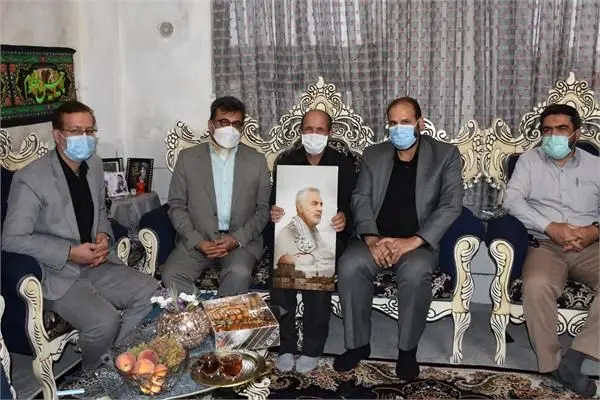 دیدار با خانواده شهداء و جانبازان شرکت گاز استان مرکزی

