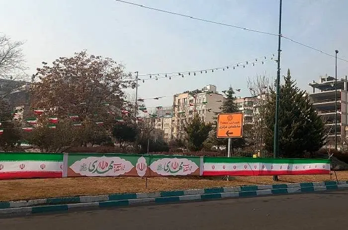 سازه‌های شهری منطقه ۲ چهره انقلابی گرفت

