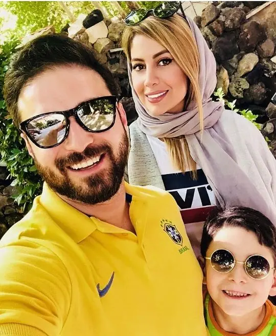 سلفی های یکنواخت بابک جهانبخش و خانواده+عکس