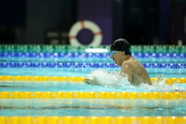 تیم ملی شنای ایران در ماده 4 در 100 متر به فینال راه یافت