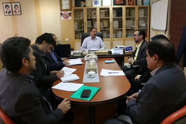 دیدار مدیر مخابرات منطقه مرکزی با شهردارشازند