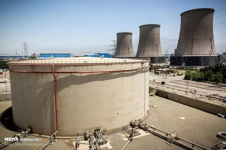تلاش وزارتخانه‌های نیرو و نفت برای تامین سوخت زمستانی نیروگاه‌ها

