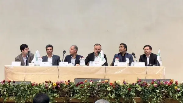 مجمع عادی به طور فوقالعاده شرکت فروشگاههای زنجیرهای رفاه با حضور سهامداران برگزار شد
