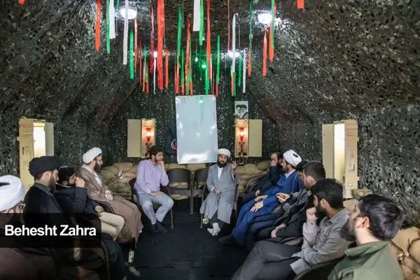 برگزاری اولین نشست راویان جوان دفاع مقدس در گلزار شهدا بهشت زهرا(س)