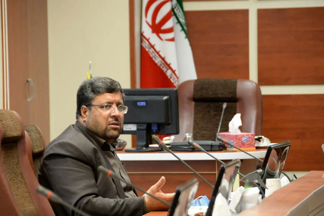 در مقابله با فساد با هیچ کس تعارف نخواهیم داشت