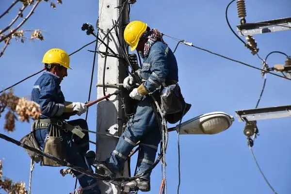 بهینه سازی 3500متر شبکه برق در محلات