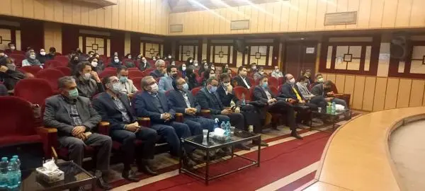 آموزش بیمه های مسوولیت برای شبکه فروش سرپرستی منطقه ۲