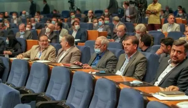 ذوب آهن اصفهان شرکت برتر هلدینگ شستا در هم افزایی شرکت های تابعه