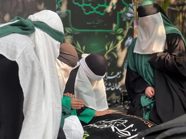 از چایخانه حضرت زهرا(س) تا موکب‌های فرهنگی و آیینی در میادین و محلات