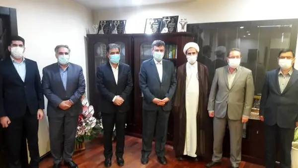 حضور نائب رییس اول مجلس شورای اسلامی در بیمه ایران
