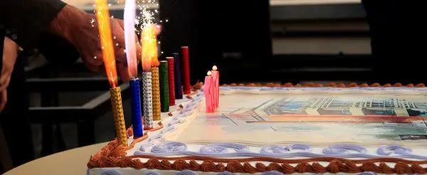 فرابورسی‌ها کیک تولد 400 هزار میلیارد تومانی بازارشان را فوت کردند
