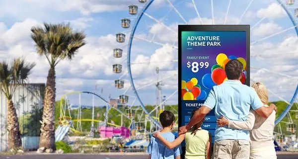 کدام نمایشگر برای کسبوکارها مناسبتر است؟