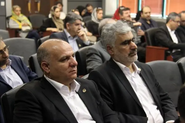 مشارکت چشمگیر پتروشیمی اروند در پنل های تخصصی