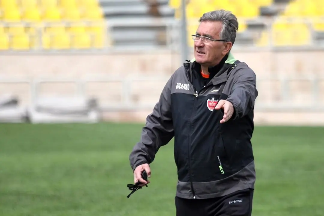 دلیل غیبت عالیشاه در فهرست پرسپولیس از زبان برانکو