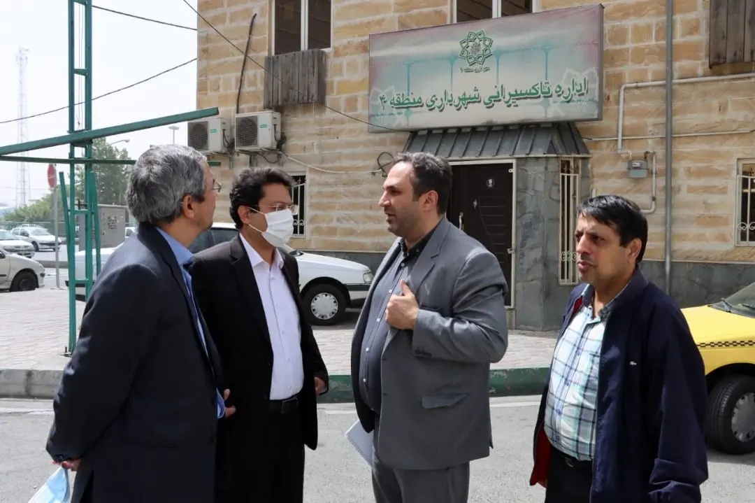 بازدید میدانی و نشست تخصصی اداره کل حمل و نقل عمومی و امور مناطق 