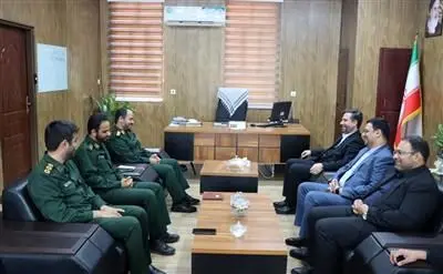 همزمان با هفته بزرگداشت بسیج؛ مدیرعامل پازارگاد با فرمانده سپاه خاتم الانییا(ص) عسلویه دیدار کرد