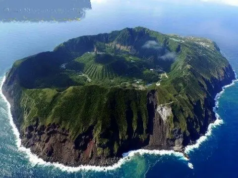 تصاویری از زیباترین آبدره جهان + عکس