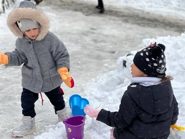‍ جشنواره بزرگ آدم برفی ها در بوستان جمشیدیه برگزار شد

