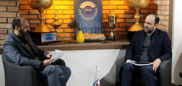 توسعه فیزیکی شعب در تضاد با فعالیت برخط نیست