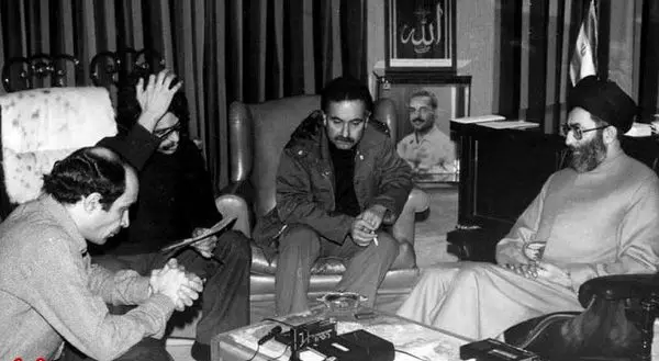 دیدار گل آقا با رهبر انقلاب+عکس