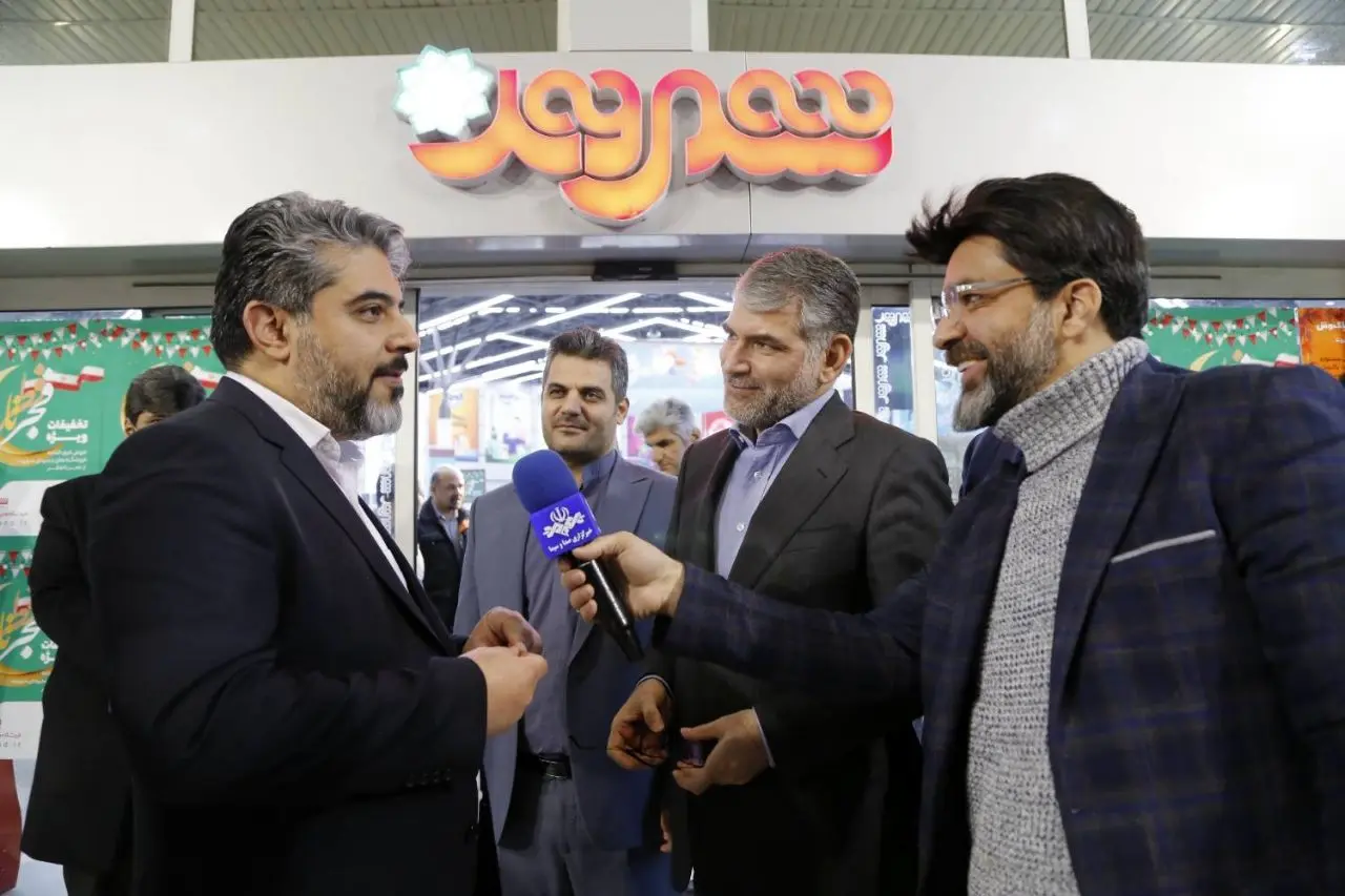  بازدید وزیر جهاد کشاورزی از روند اجرای طرح فروش ویژه «از فجر تا فطر» در فروشگاه شهروند بیهقی