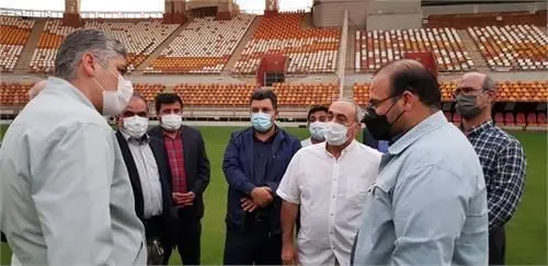 بازدید معاون اقتصادی استاندار و مدیرعامل از ورزشگاه شهدای فولاد
